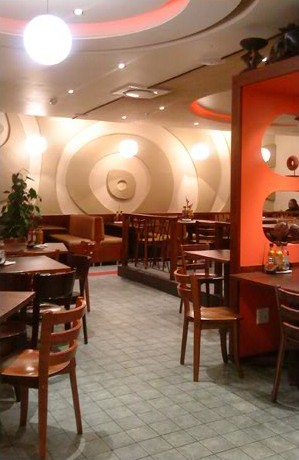 Nandos Restaurant 